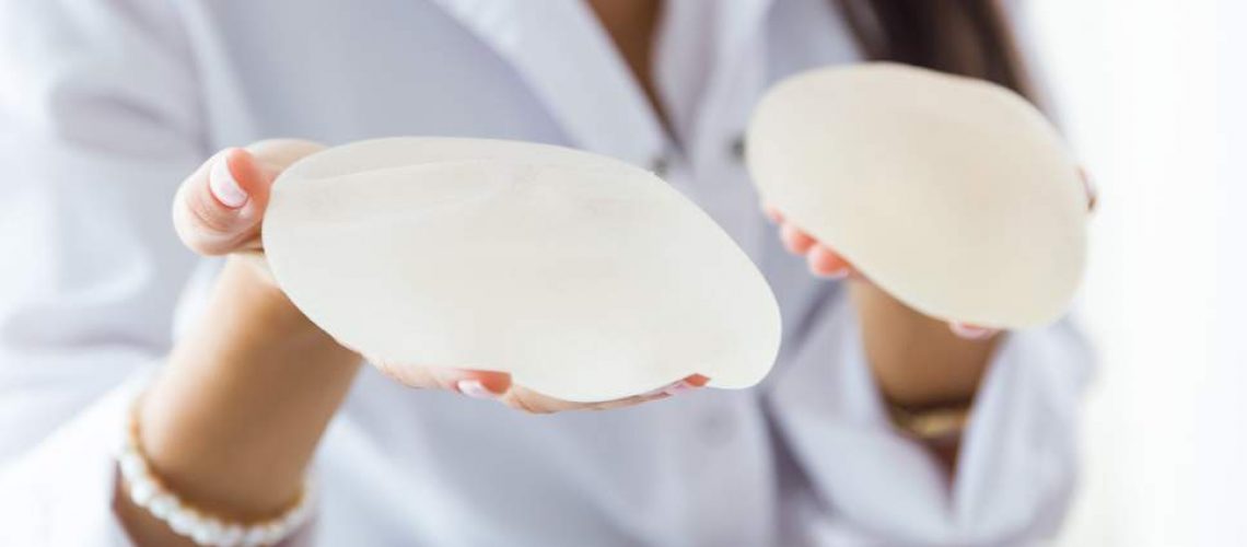 Breast implant