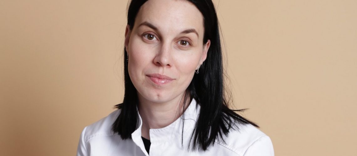 Dr. Dina Mihailova